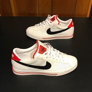 🚩🚩Sold🚩🚩🔥Nike “BRS Sweet Classic” Size 9🔥